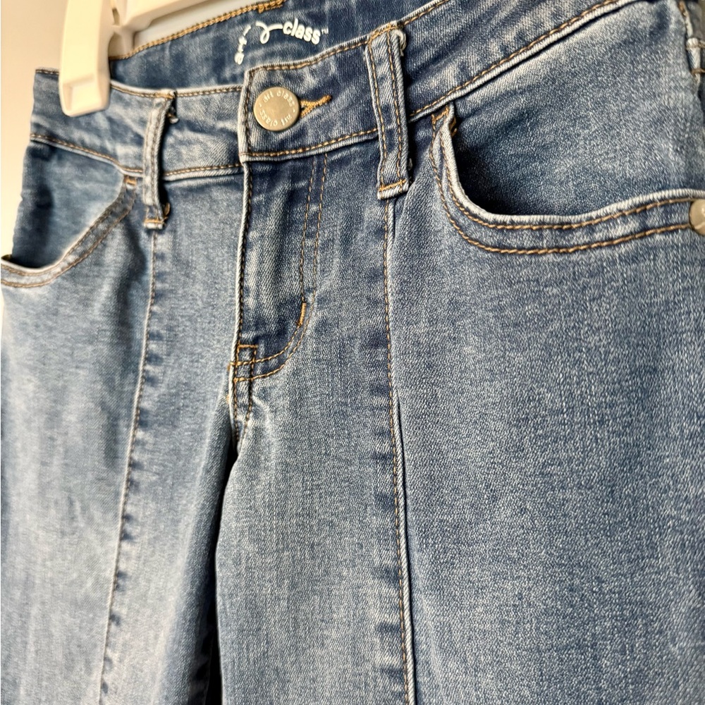 Art Class Girls’ Front Seam Low Rise Flare Jeans in Medium Wash Size 8 Y2K - Picture 3 of 6